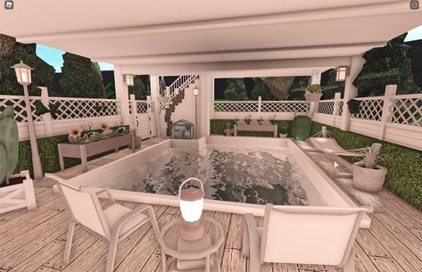 Bloxburg Beach Backyard, Bloxburg Community Pool, Bloxburg Boat Build, Beach In Bloxburg, Bloxburg Pool Ideas, Bloxburg House Ideas No Gamepasses, Bloxburg Waterpark, Beach House Layout, Bloxburg Designs