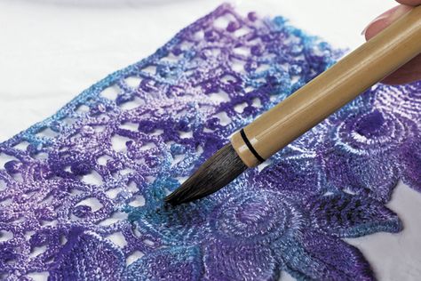 Drawing On Fabric, Lace Tutorial, Lace Painting, Lace Crafts, Thread Painting, Artistic Style, Irish Lace, Dmc Thread, Fabric Projects