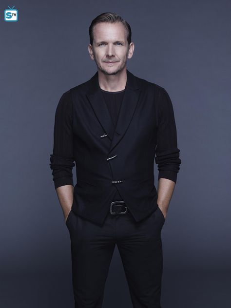 Sebastian Roche, Hayley And Klaus, Charles Michael Davis, The Originals Tv, Danielle Campbell, Originals Cast, Daniel Gillies, Claire Holt, Original Vampire