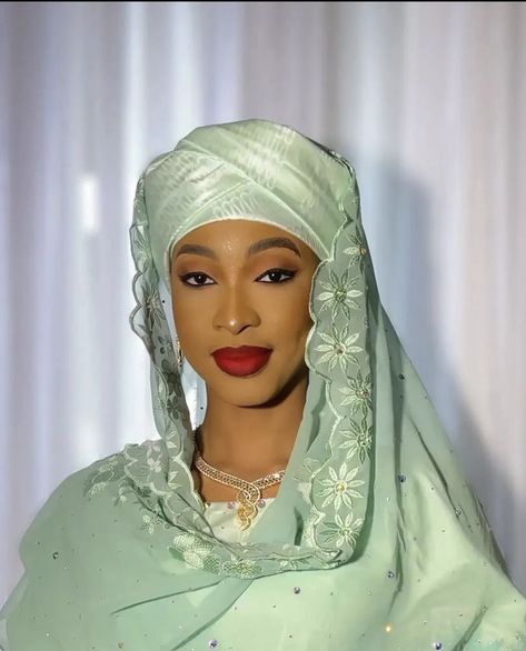 Nikkah Board, Henna Style Tattoos, Quick Fashion, Henna Style, Mode Turban, Head Scarf Styles, Fancy Wedding Dresses, Brocade Dresses, African Print Dresses