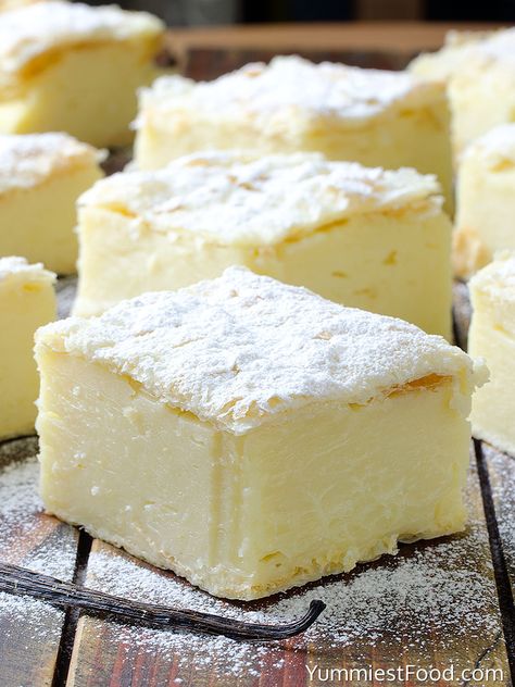 Vanilla Custard Slice, Custard Slices, Vanilla Magic Custard Cake, Vanilla Slice Recipe, Vanilla Custard Recipe, Slovenian Food, Vanilla Slice, Custard Slice, Magic Custard Cake