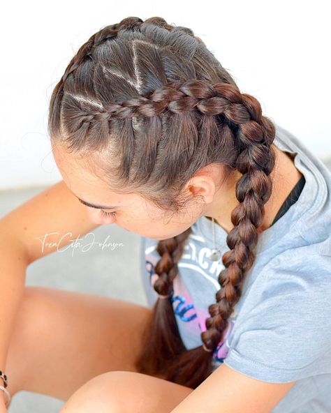 SUMMER HAIR | 3D Round Braids Our second summer hairstyle tutorial is uploaded on our YouTube channel! Please head over (link in Bio or swipe up our story) and leave us a comment what kind of styles you prefer for the beach pool or any other outdoor activity in summer! . Hope you like these pigtails!! . Have a great Saturday  .  #trencitajohnson #TCJSummerHair #instavideo #pigtail #pigtailbraids #3droundbraids #4strandbraid #frenchbraid #frenchbraidstyle #franzosischerzopf #geflochten #hairstyle Hairstyles Kenya, Have A Great Saturday, French Braid Styles, 4 Strand Braids, Braid Inspiration, Pigtail Braids, Healthy Natural Hair, Hairstyle Tutorial