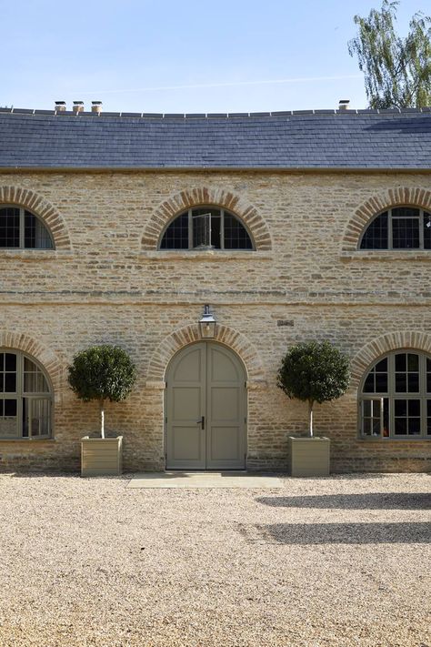 English Farmhouse Exterior, Urban Bathroom, Crittal Doors, Barn Windows, Sims Hilditch, Oxfordshire Countryside, Cotswold House, Farmhouse Living Room Design, Coastal Bathroom Design