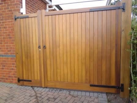 Pair of Gates incorporating Pedestrian Access | BG Wooden Gates - Wooden Driveway Gates Wooden Driveway Gates, Wooden Gate Designs, Drive Gates, Wood Fence Gates, Gates Driveway, Wooden Garden Gate, Wooden Gates Driveway, Backyard Gates, Pedestrian Gate