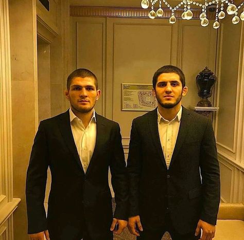 Khamzat Chimaev Aesthetic, Khabib Nurmagomedov And Islam Makhachev, Khabib Nurmagomedov Aesthetic, Dagestan Fighter, Khabib And Islam, Khamzat Chimaev Wallpaper, Islam Makhachev Ufc, Ufc Fighters Men, Khamzat Chimaev