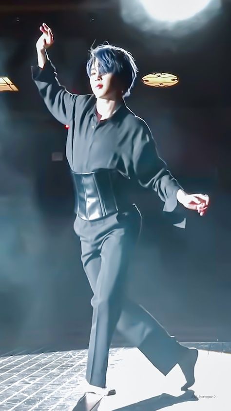 Bts Black Swan Outfit, Black Swan Outfit, Swan Outfit, Jimin Black, Buku Harry Potter, Jimin Pictures, Park Jimin Cute, Jimin Wallpaper, Korean Boy