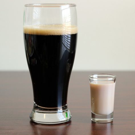 Irish Car Bomb drink recipe: Guinness, Bailey's, Jameson Car Bomb Drink, Irish Whisky Cocktails, Irish Car Bomb Drink, Irish Whiskey Coffee, Best Irish Whiskey, Irish Car Bomb, Bomb Drinks, Car Bomb, Irish Drinks