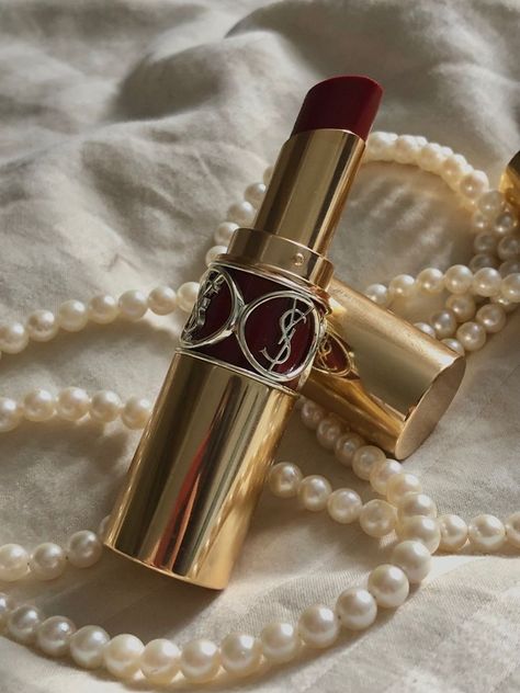 Dark Feminine Makeup Products, Ysl Lipstick Aesthetic, Yves Saint Laurent Lipstick, Ysl Lipstick, Chique Outfits, Fancy Makeup, Dark Feminine Aesthetic, Luxury Makeup, Makeup Items