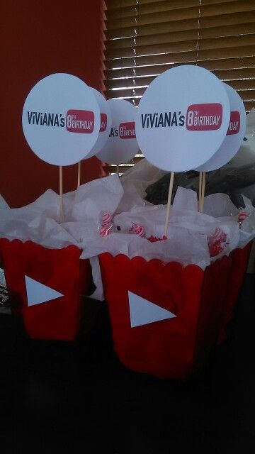 Youtube party centerpieces Youtuber Birthday Party Ideas, Youtube Party Ideas, Youtube Birthday Party Ideas For Boys, Youtube Party Theme Kids, Youtube Themed Birthday Party, Youtube Birthday Party Ideas, Ryan's World Birthday Party, Youtube Theme, Youtube Party