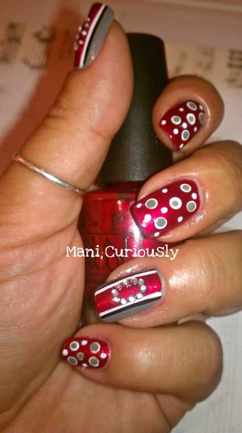 Go BUCKS...even though this is over-kill! Osu Nails, Ohio State Nails, Sport Nails, Alabama Nails, Football Nail Designs, Ashley Rivera, Multicolor Nails, Sports Nails, Football Nails