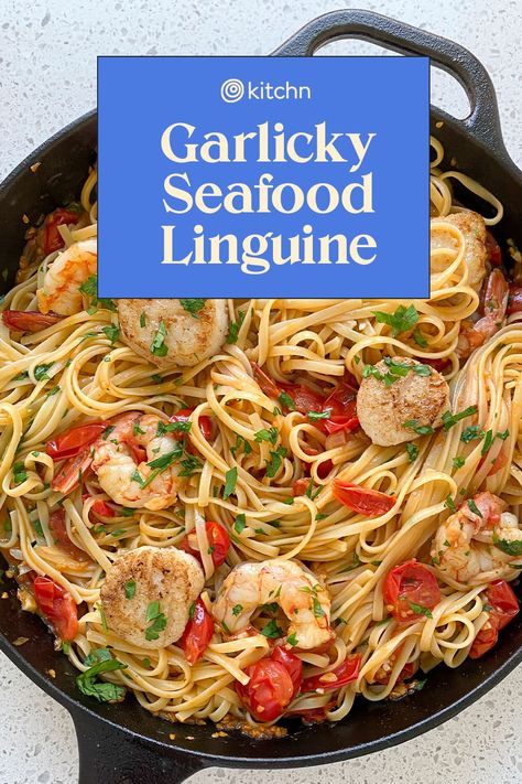 Easy Seafood Linguine Recipe, Best Linguine Recipes, Shrimp And Scallop Linguine Recipe, Poker Food, Shrimp And Scallop Pasta, Seafood Linguine Recipe, Seafood Linguini, Dinner Recipes Shrimp, Italian Seafood Pasta