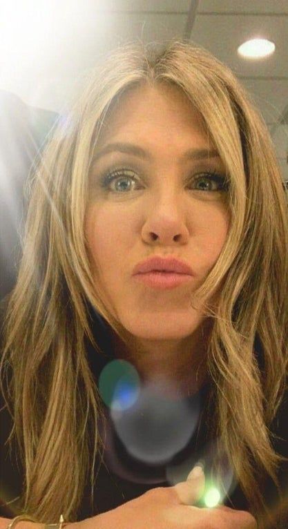 Jennifer Aniston Selfie, Jennifer Aniston Diet, Jennifer Aniston Workout, Jennifer Aniston Hair Color, Aniston Hair, Jeniffer Aniston, Jennifer Aniston Hair, Jennifer Aniston Style, Jennifer Aniston Hot