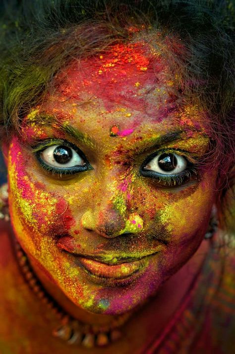 Holi  Festival of colours  India Dol Jatra In Bengali, Festival Of Colours, Holi Festival Of Colours, Holi Festival, Color Festival, Incredible India, The Incredibles, Festival, India