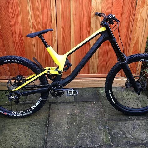 Canyon Mtb, Mt Bike, Dirt Jumper, Downhill Bike, Downhill Mtb, Mtb Bike Mountain, Classic Porsche, Mountain Bikes, Mtb Bike