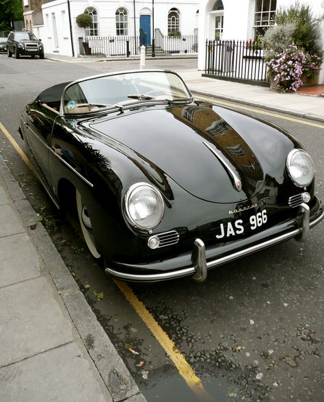 Porsche Speedster, Sandakan, Porsche 356 Speedster, Motor Mobil, Porsche Classic, Vintage Porsche, Vw Porsche, Cars Vintage, Classic Sports Cars