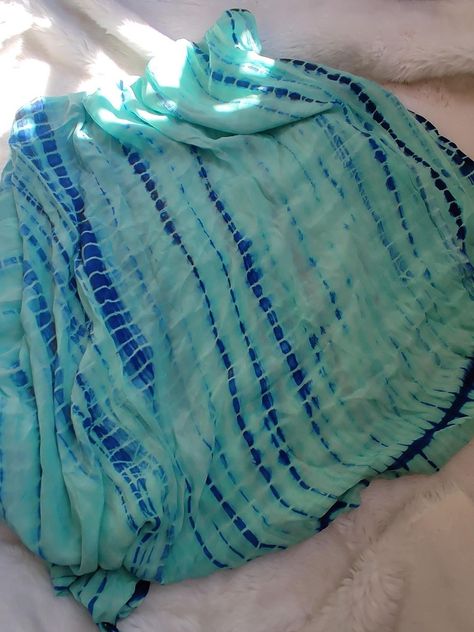 Tie And Dye Dupatta Patterns, Dupatta Dye Designs, Tie And Die Dupatta Design, Tie And Dye Dupatta Designs, Tie N Dye Dupatta, Latest Dupatta Designs, Tie And Dye Dupatta, Easy Diy Tie Dye, Textile Designing