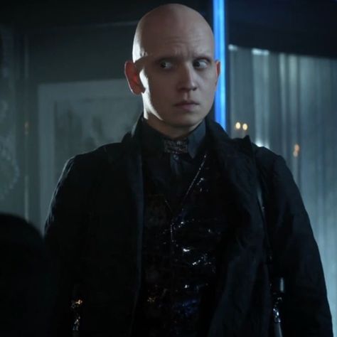 Love Victor, Anthony Carrigan, Victor Zsasz, Deat Note, Bruce Wayne, Kissing Him, I'm A Simp, Scarecrow, Gotham