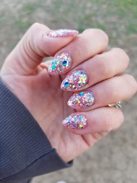 Multi Color Sparkle Nails, Chunky Glitter Nails Short, Multi Glitter Nails, Chunky Glitter Dip Nails, Fun Glitter Nails, Colorful Glitter Nails, Multicolor Glitter Nails, Sequin Nails, Sprinkle Nails