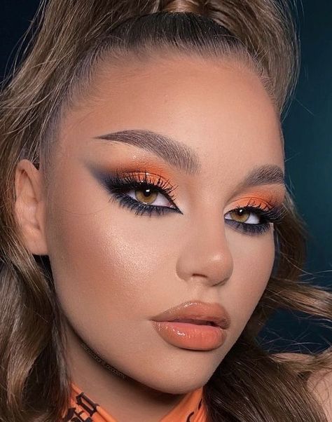 Orange Makeup Ideas, Orange Eye Makeup, Festival Make Up, Maquillage On Fleek, Orange Eyeshadow, Orange Makeup, Prom Eye Makeup, Bright Makeup, Glossy Makeup