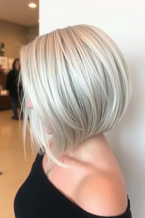 Sleek Platinum Stacked Bob, icy platinum long bob, icy platinum lob White Bob Haircut, Old Money Bob Haircut, Platinum Lob, Platinum Silver Hair, Bob Hair Styles, Grey Hairstyles, Platinum Hair Color, Trendy Bob, Grey Blonde Hair