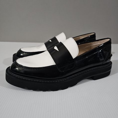 Stuart Weitzman Parker Lift Penny Loafer Black White Patent Leather Nwot * Size: 7 B (Regular Width) * Color: Black/White Colorblock * Patent Leather Uppers * Slip-On Design * Penny Keeper Strap * Round Toe * Leather And Textile Lining * Leather Footbed * Chunky Lug Sole * Rubber Outsole * 1.25" Heel * .75" Platform Condition: New Without Tags (These Were Store Displays And May Show Light Wear From Being Tried On And Handled Or From Label Removal. Please See All Attached Photos And Reach Out If Store Displays, Penny Loafer, Stuart Weitzman Shoes, Penny Loafers, Lug Sole, Stuart Weitzman, Loafer Flats, Patent Leather, Penny