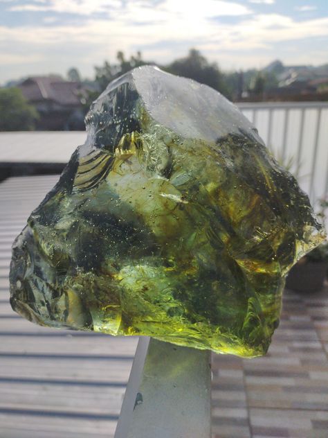 Lovely Yellowish Green Andara rough 2.5kg. Rocks And Fossils, Crystal Vibes, Large Abstract Wall Art, Yellowish Green, Crystal Aesthetic, Geology Rocks, Pretty Rocks, Green Garnet, Cool Rocks