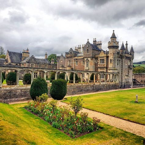 Nicolson Tours on Instagram: “The impressive Abbotsford House the home of Sir Walter Scott,  Melrose,  Scotland.  Add this beautiful house to your itinerary when you…” Abbotsford House Scotland, Melrose Scotland, Scotland Aesthetic, Dreamy Nature, House Scotland, Sir Walter Scott, Walter Scott, Manor Houses, Beautiful House