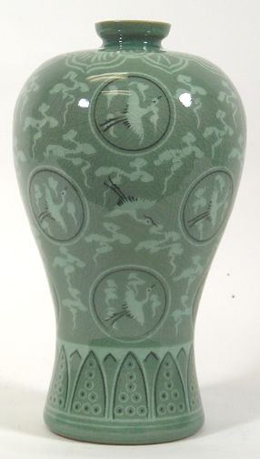 Korean Celadon Vase Korean Vase, Pottery Tattoo, Korean Celadon, Historical Ceramics, Korean Ceramics, Korean Pottery, Celadon Ceramics, Antique Objects, High Fashion Hair