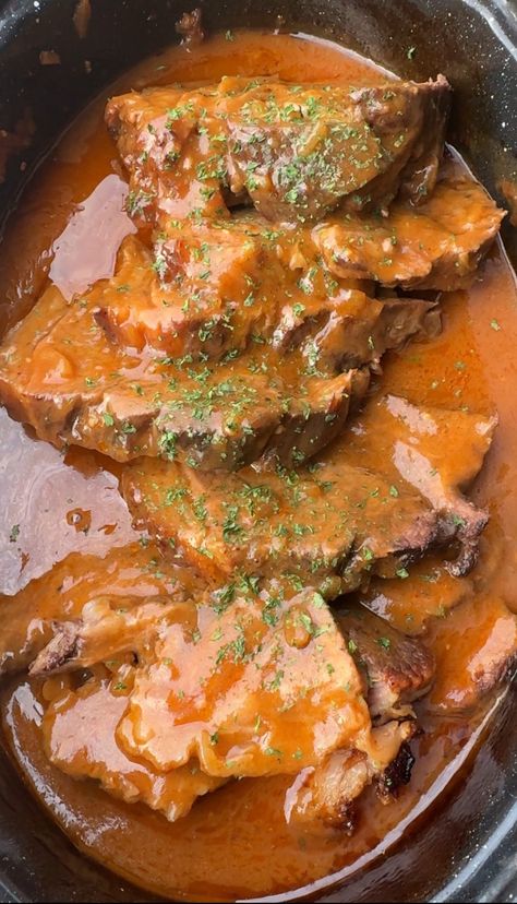 Beef Roast with Savory Onion Gravy Onion Soup Mix Pot Roast, Beef Roast Ideas, Meat And Gravy, Beef Roast Recipes, Chicago Recipes, Roast Beef And Gravy, Slow Cooked Roast Beef, Slow Cook Roast, Housewife Recipes