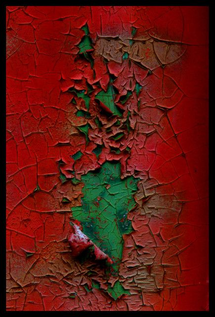 Green to red to green again | Thomas Shanahan | Flickr Paint Peeling, Texture Inspiration, Peeling Paint, Complementary Colors, Color Textures, Shades Of Red, Texture Art, Wabi Sabi, Textures Patterns