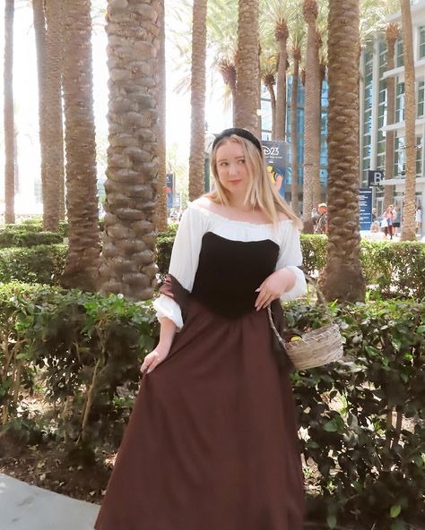 once upon a dream at d23 🤍🦉 #d23expo #d23 #disneyprincess #disneyprincesscosplay Disney Princess Cosplay, Once Upon A Dream, August 9, Disney Outfits, A Dream, Disney Princess, Disney, On Instagram, Instagram