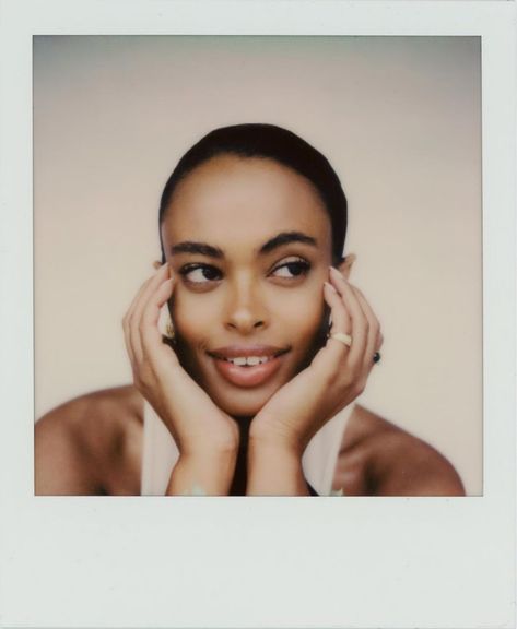 Steven Hawkins on Instagram: “@demimarcia shot by me #sx70 #sx70sonar #polaroids” Polaroid Poses Alone, Polaroid Selfie, Polaroid Portrait, Polaroid Photography, White Space, Shoot Ideas, Portrait Photo, Photo Inspo, Beauty Photography