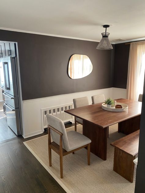 Half Colour Wall Living Room, Brown And White Walls, Brown Dining Room Walls, Dinning Room Paint Color, Brown Dining Room Ideas, Brown Feature Wall, Dinning Room Paint Colors, Brown Bedroom Walls, Dark Grey Living Room