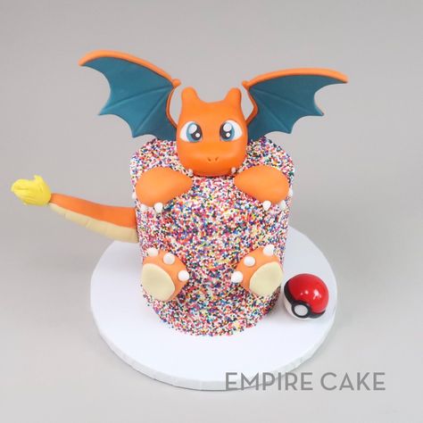 Pokemon Cake Ideas, Pikachu Cake Birthdays, Charizard Cake, Charmander Cake, Pokemon Torte, Pokemon Party Decorations, Pokemon Birthday Cake, Pikachu Cake, Pokemon Cake