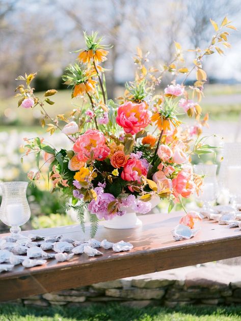 Erica & Jay — Fig & Squill Floral Design Garden Wedding Ceremony Aisle, Floral Aisle Markers, Outdoor Wedding Aisle Ideas, Garden Wedding Aisle, Whimsical Ceremony, Aisle Flowers Wedding, Wedding Ceremony Decor Ideas, Ceremony Decor Ideas, Floral Aisle