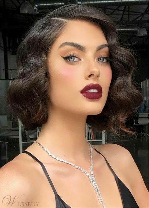 Hairstyle Event, Hairstyles Theme, Prom Makeup Looks, Prom Hairstyles For Short Hair, Short Wavy Hair, Short Wedding Hair, Penteado Cabelo Curto, Prom Hairstyles, Wedding Hair And Makeup