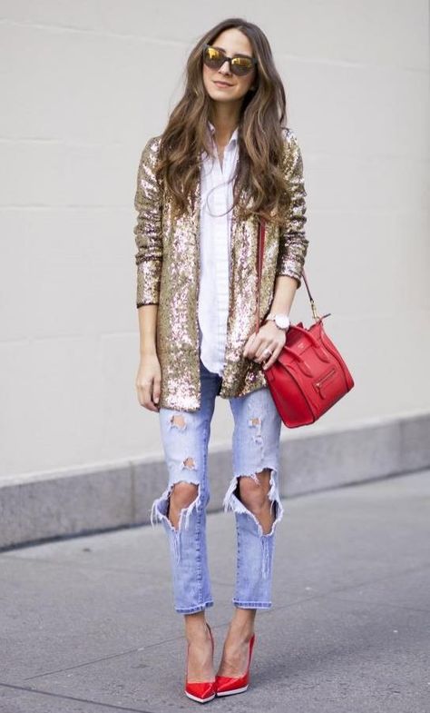 Sequin Blazer Outfit, Gold Sequin Jacket, Glitter Fashion, Style Lookbook, Gold Jacket, Look Rock, Sequin Blazer, Sequin Outfit, Eve Outfit