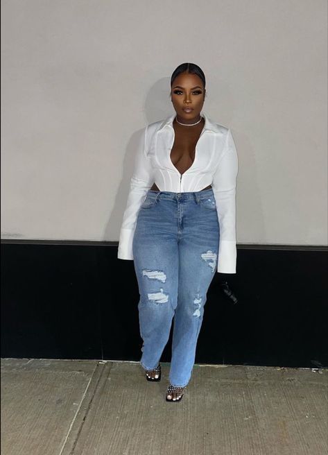 Jeans And Heels Plus Size Outfit, White Top And Jeans Outfit Classy, Denim And White Outfits Black Women, Date Night Plus Size Outfit, Denim Outfit Plus Size, Corset And Jeans Outfit, Black Shirt Blue Jeans, White Top And Blue Jeans, White Denim Outfit