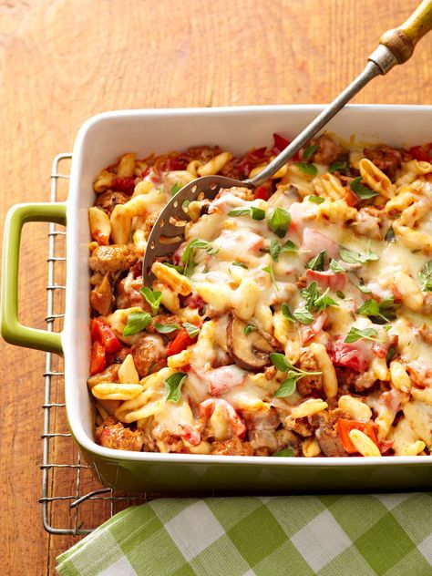 healthy-baked-cavatelli-RU260561 Healthy Fall Casseroles, Healthy Baked Casserole Dinners, Healthy Hot Dish Recipes, Healthy Casseroles Dinners, Healthy Fall Casserole Recipes, Healthy Fall Dinners, Bake Ahead, Fall Casserole, Fall Casserole Recipes