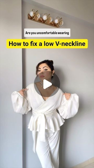 Tanistha Basu|Fashion Stylist on Instagram: "Tried the viral fashion hack to fix low V-necklines and it worked like magic🫶 SAVE & SHARE! Queens, feel confident now while you bend down for anything or everything 💕 Try this hack and let me know" V Neck Accessories Jewelry Neckline, Clothing Hacks Fashion Tips And Tricks, Shawl Hacks, Blouse Hacks, Clothes Tricks, Diy Fashion Videos, Dress Hack, Clothes Tips, Styling Tricks