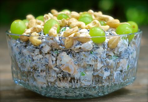 Rice Chicken Salad, Wild Rice Salad Recipe, Minnesota Wild Rice, Minnesota Food, Chicken Wild Rice, Wild Rice Recipes, Chicken Salad With Grapes, Wild Rice Salad, Soup Appetizers