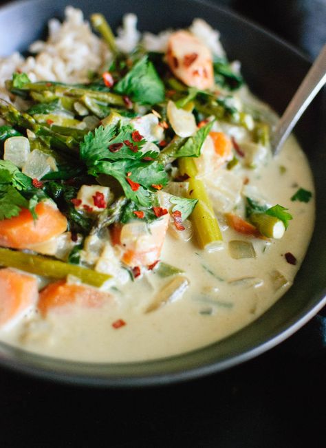 Thai Green Curry with Spring Vegetables - Cookie and Kate Easy Gluten Free Dinner Recipes, Asparagus Carrots, Easy Gluten Free Dinner, Gluten Free Dinner Recipes, Thai Dinner, Green Curry Recipes, Vegetarian Thai, Cookie And Kate, Thai Green Curry