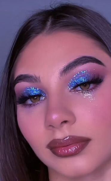 Purple Rave Makeup Looks, Blue And Purple Makeup Looks, Purple Mermaid Makeup, Crazy Eyeshadow Looks, Rave Eye Makeup, Blue And Purple Makeup, Sky Blue Makeup, Blue Glitter Makeup, Crazy Eyeshadow