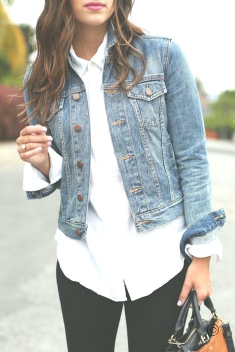 Dress up your classic denim jacket with a white button-up shirt. Pair the combo ..., #ButtonUp #Classic #combo #Denim #Dress #Jacket #Pair #Shirt #White Check more at http://fashions.enteresanhayatlar.com/dress-up-your-classic-denim-jacket-with-a-white-button-up-shirt-pair-the-combo/ Button Up Shirt With Jeans, White Button Up Shirt Women, Button Down Shirt Outfit, Button Up Shirt Women, Closet Outfits, Shirt With Jeans, White Button Up Shirt, Jean Jacket Outfits, Denim Jacket Outfit