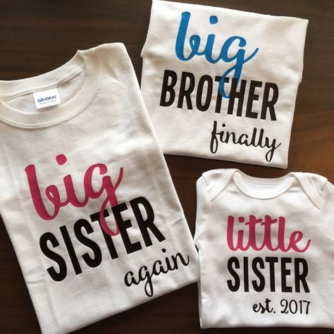 Siblings Tshirts Ideas, Matching Sibling Shirts For 3, Sibling Shirts For 3, Big Sister Big Brother Shirts, Big Sibling Shirts, Big Bro Big Sis Shirts, Brother Sister Outfits, 3rd Baby Announcement, Bigger Sister Big Sister Shirts