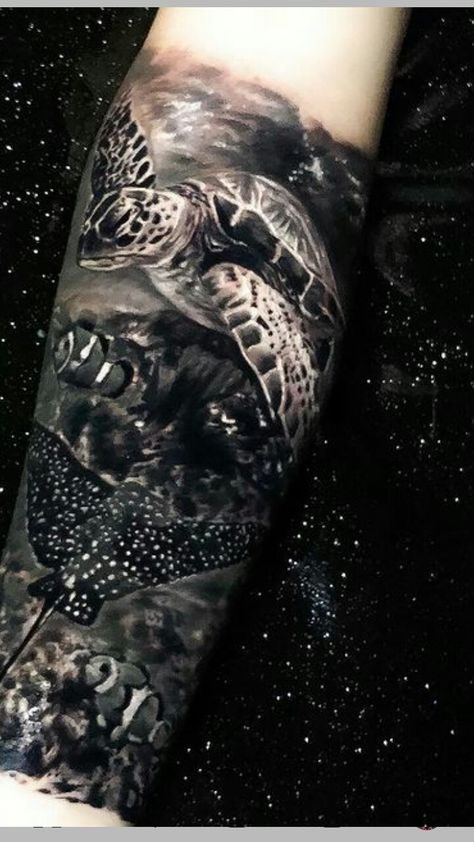 Realism Sleeve, Ocean Theme Tattoos, Underwater Tattoo, Animal Sleeve, Sea Turtle Tattoo, Leg Extension, Theme Tattoo, Turtle Tattoo, Leg Extensions