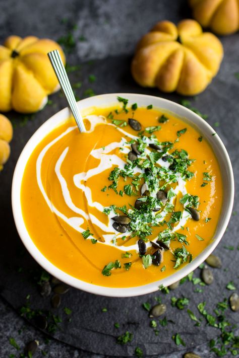 Spicy Sweet Potato Soup, Sage Soup, Pumpkin Soup Recipe Easy, Vegan Halloween Food, Nourishing Meals, Vegan Halloween, Pumpkin Soup Recipe, Salvia Officinalis, Coconut Soup