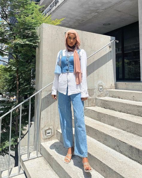 Hijabi Denim Outfit, Denim Top Outfit, Denim On Denim, Denim Crop Top, Top Outfit, Outfit Hijab, Denim Outfit, Denim Top, What You Think