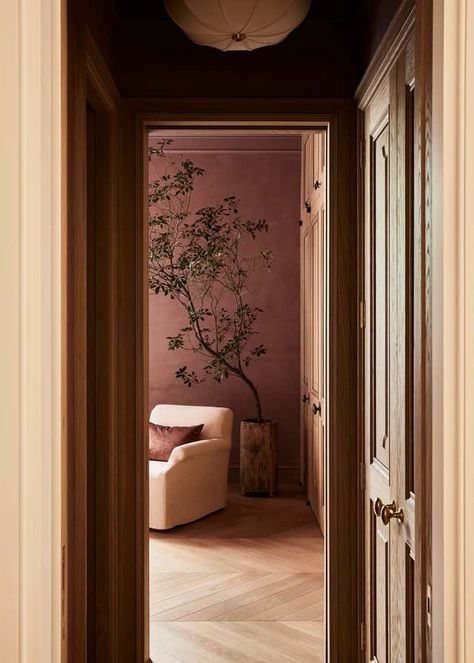 Bedroom by Blank-Slate Studio Brown Rooms, Popular Interior Design, Online Consultation, Ceiling Detail, Bedroom Photos, Bedroom Red, Minimalist Interior Design, Top Interior Designers, Bedroom Design Ideas