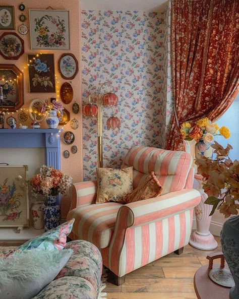 Eclectic Tv Room, Ghibli House, Cozy Cottage Home, Cottagecore Living, Colourful Living Room Decor, Antique Armoire, Cottagecore Home, Cozy Cottages, Casa Country